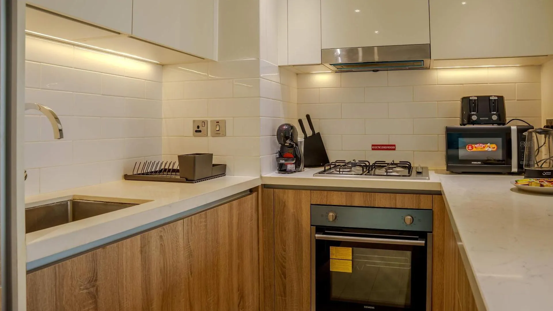 2 Bdr In Liv - City Views & Modern Design Dubai