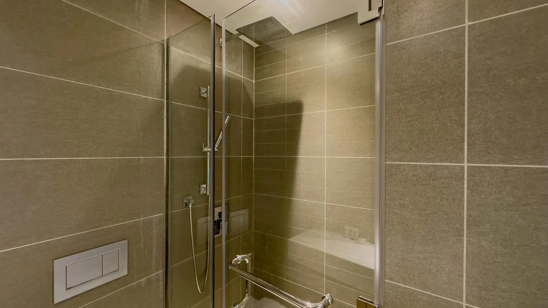 2 Bdr In Liv - City Views & Modern Design Dubai