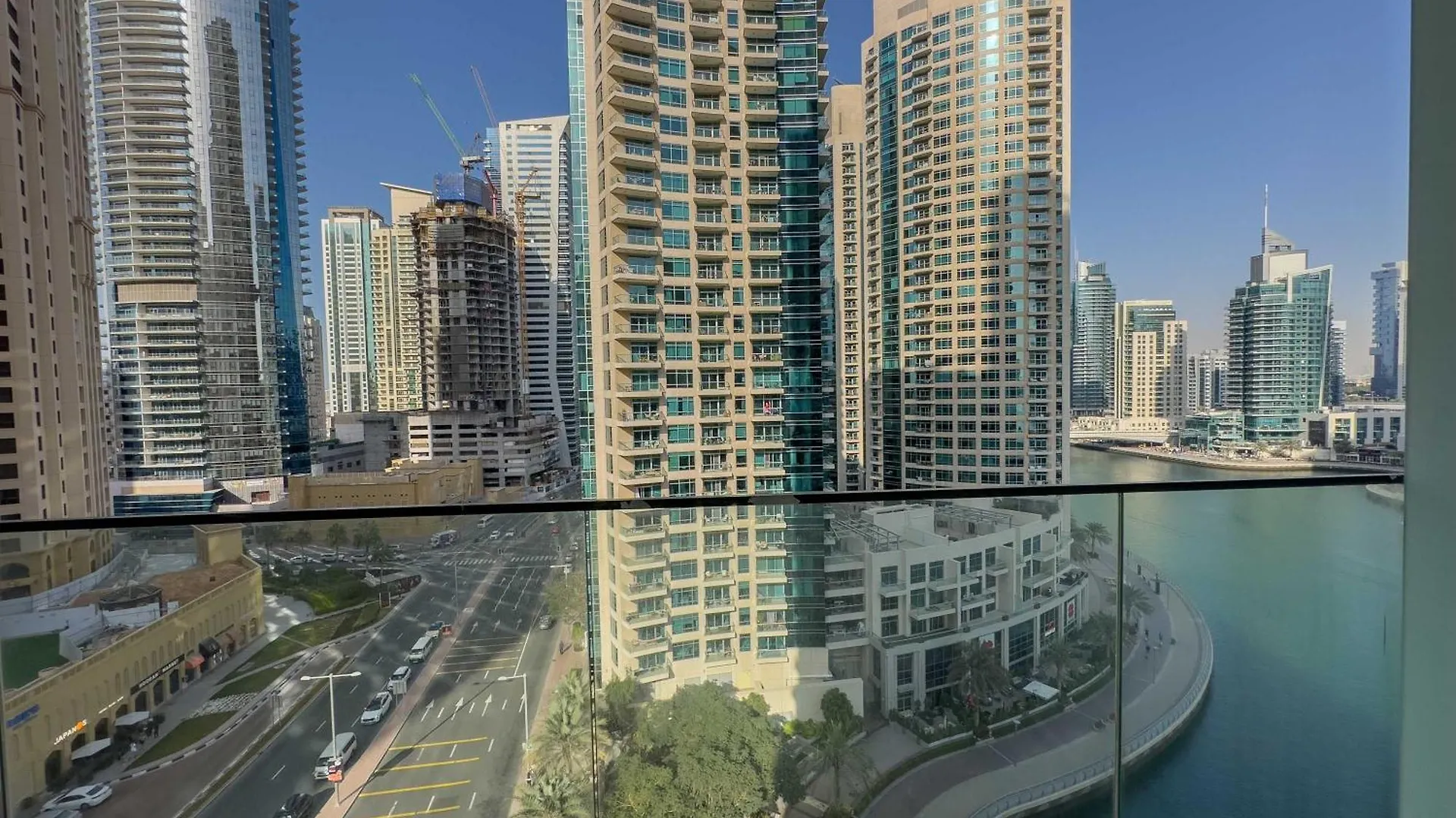 2 Bdr In Liv - City Views & Modern Design Dubai